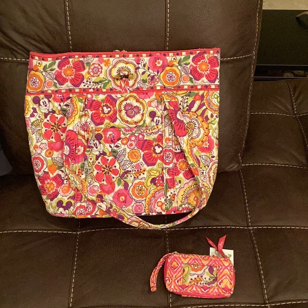 Vera Bradley Mickey Minnie disney bouncing bouquet set tote bag and wristlet